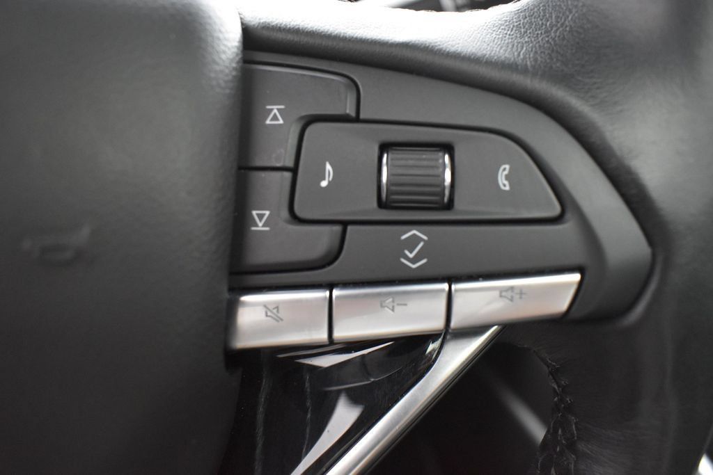 Used 2021 Cadillac Escalade Sport w/ Driver Assist Tech Package AWD/4WD image 16