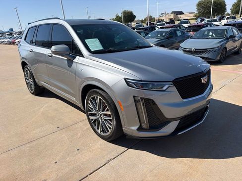 Used 2024 Cadillac XT6 Sport w/ Technology Package AWD/4WD image 7
