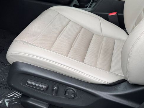 Used 2024 Honda CR-V EX-L image 31