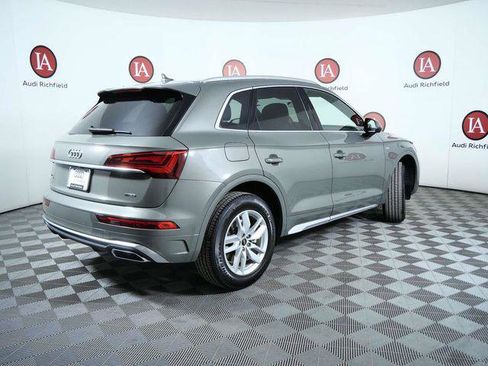 Used 2023 Audi Q5 2.0T Premium w/ Convenience Package AWD/4WD image 8