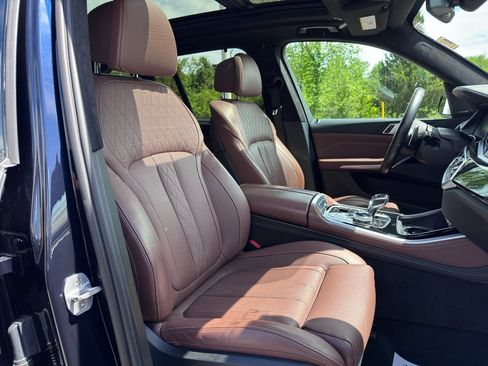 Used 2020 BMW X5 M50i w/ Executive Package AWD/4WD image 38