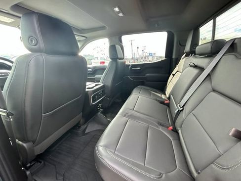 Used 2021 GMC Sierra 1500 SLT w/ SLT Premium Package AWD/4WD image 14