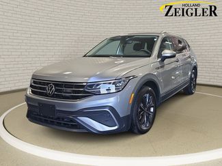 Used 2023 Volkswagen Tiguan SE w/ Panoramic Sunroof Package AWD/4WD video 1