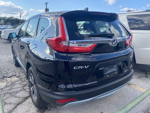 Used 2018 Honda CR-V LX image 6