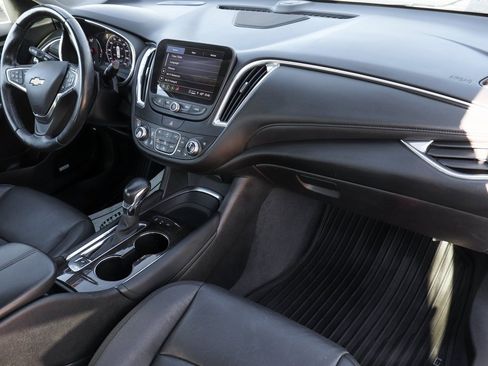 Used 2021 Chevrolet Malibu Premier image 41