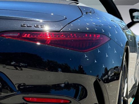 New 2024 Mercedes-Benz SL 63 AMG 4MATIC image 29