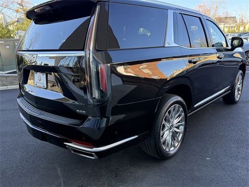 Used 2021 Cadillac Escalade Premium Luxury w/ Driver Assist Tech Package image 5