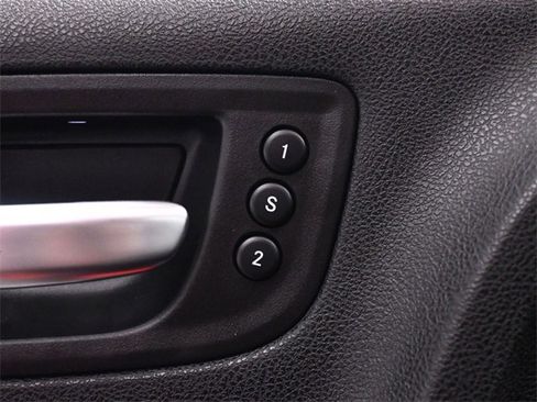 Used 2016 Dodge Charger R/T image 35