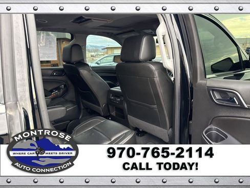 Used 2020 Chevrolet Suburban Premier AWD/4WD image 24