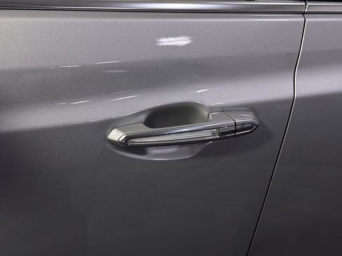 Used 2019 Cadillac XT5 Premium Luxury AWD/4WD image 15