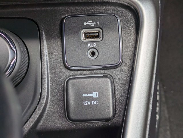 Used 2021 Jeep Compass Latitude AWD/4WD image 26