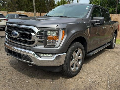 Used 2021 Ford F150 XLT w/ Equipment Group 302A High AWD/4WD image 4