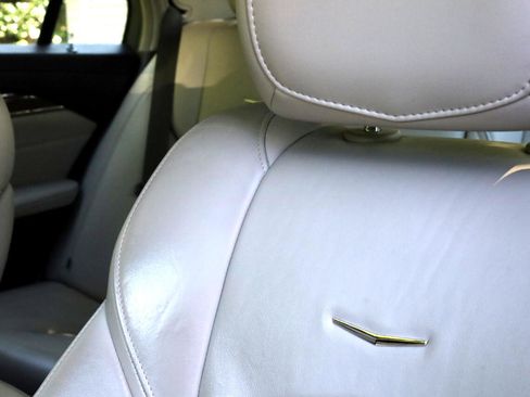 Used 2014 Cadillac CTS Luxury image 36