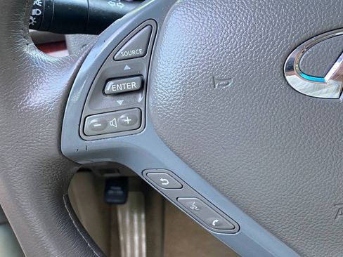 Used 2010 INFINITI G37 Convertible w/ Premium Pkg RWD image 24