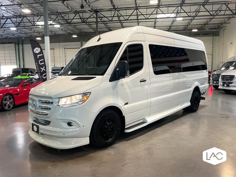 Used 2022 Mercedes-Benz Sprinter 3500 image 33