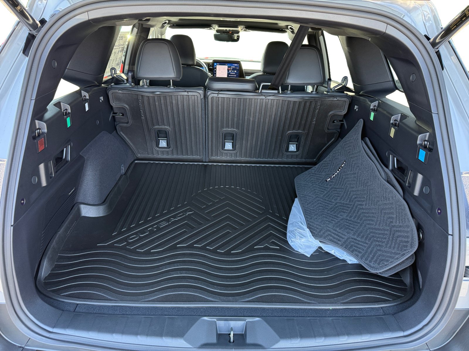 New 2026 Subaru Outback Touring XT AWD/4WD image 17