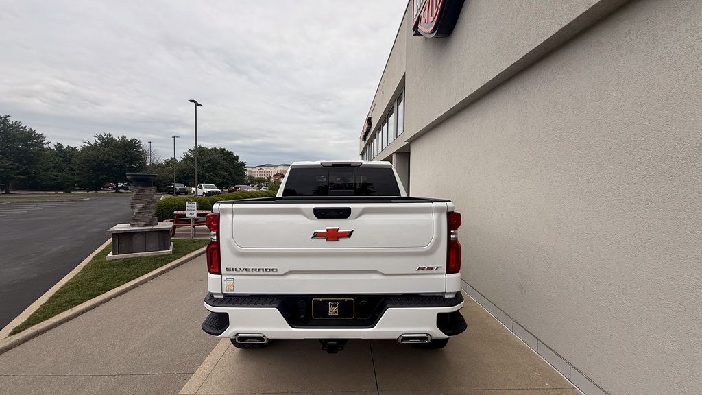 New 2026 Chevrolet Silverado 1500 RST AWD/4WD image 3
