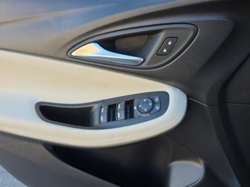 Used 2023 Buick Encore GX Preferred w/ Cold Weather Comfort Package FWD image 24