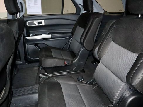 Certified 2022 Ford Explorer XLT image 23