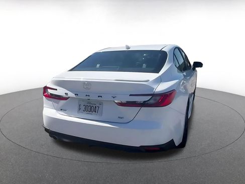 Used 2025 Toyota Camry SE image 20