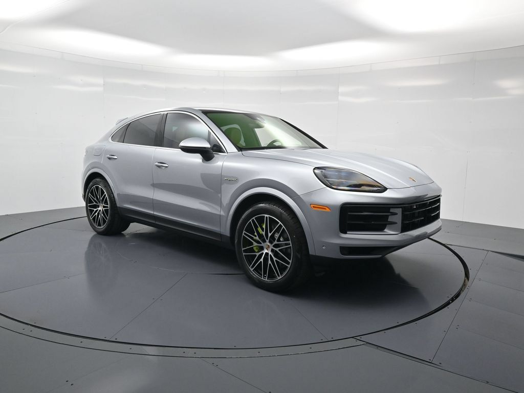 Certified 2026 Porsche Cayenne E-Hybrid Coupe AWD/4WD image 29
