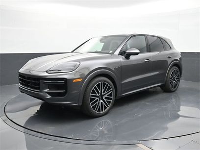 New 2025 Porsche Cayenne Turbo