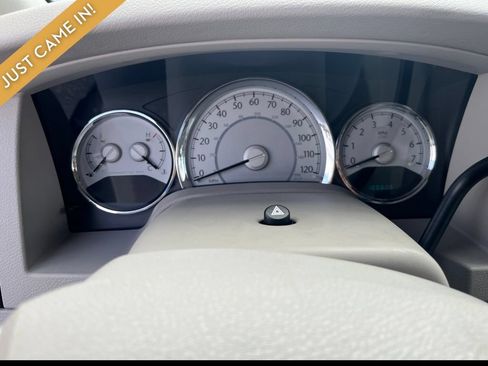 Used 2007 Chrysler Aspen Limited AWD/4WD image 10