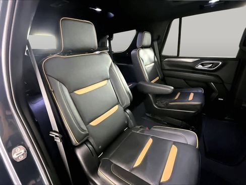 Used 2021 GMC Yukon AT4 w/ AT4 Premium Plus Package AWD/4WD image 19