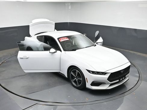 Used 2024 Ford Mustang Premium RWD image 41