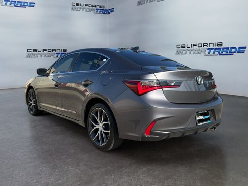 Used 2020 Acura ILX FWD image 7
