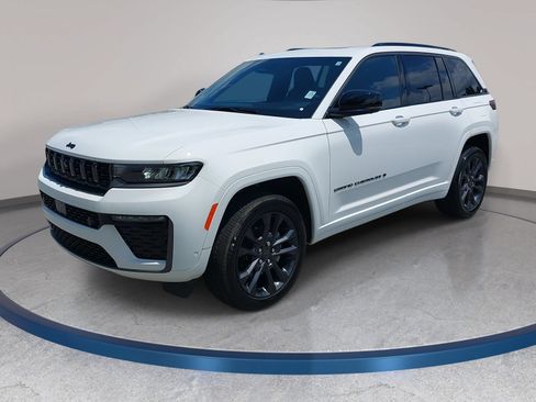 Used 2026 Jeep Grand Cherokee Limited AWD/4WD image 1