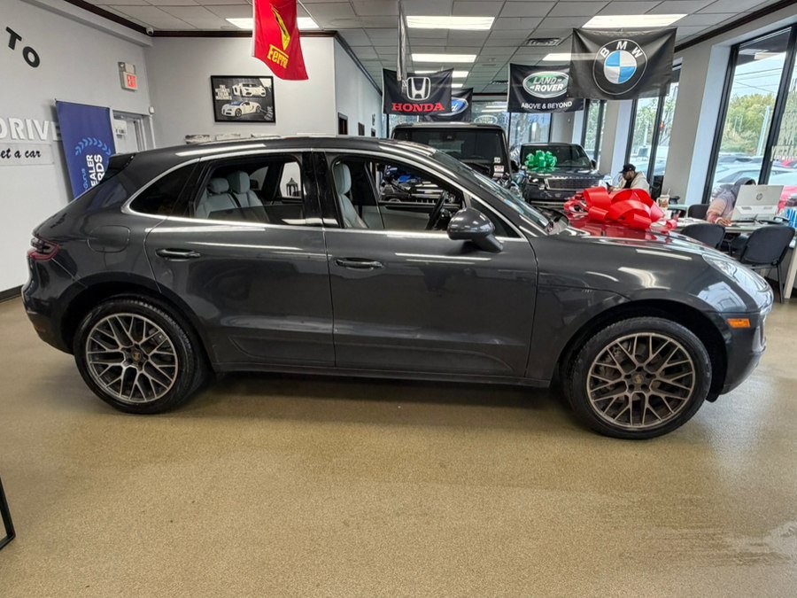 Used 2018 Porsche Macan S AWD/4WD image 16