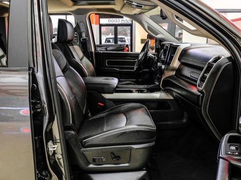 Used 2023 RAM 3500 Laramie image 34