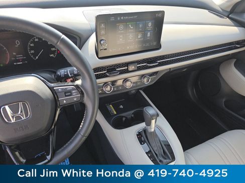 Certified 2024 Honda HR-V EX-L image 30
