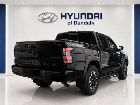 Used 2022 Nissan Frontier PRO-4X AWD/4WD image 4