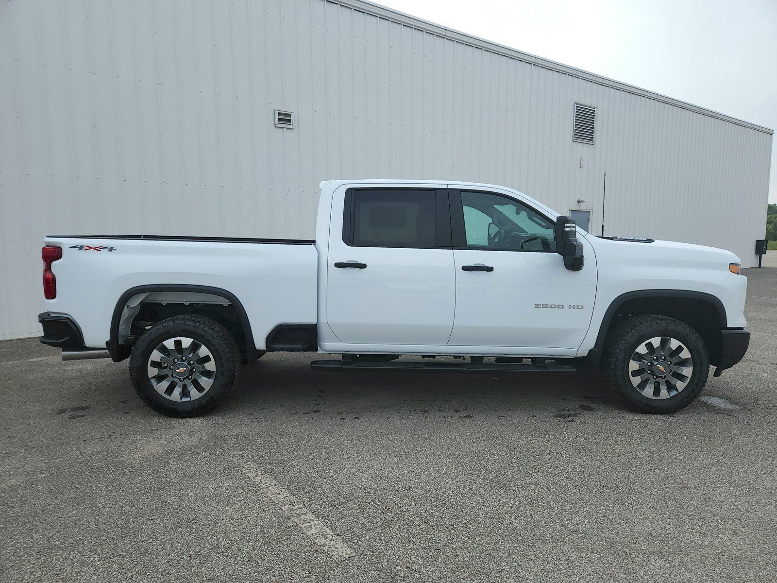 New 2026 Chevrolet Silverado 2500 Custom w/ Custom Value Package AWD/4WD image 9