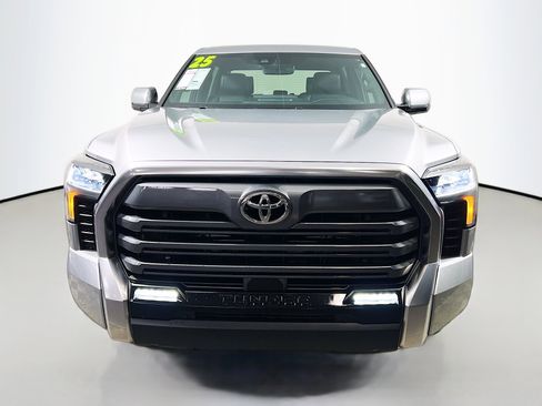 Used 2025 Toyota Tundra Limited image 11