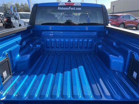 New 2025 Ford Maverick XL image 5