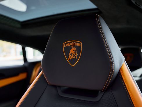 Used 2024 Lamborghini Urus S image 47