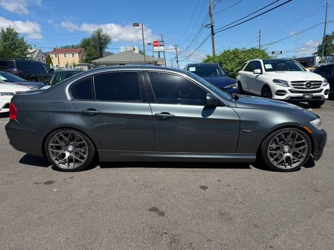 Used 2011 BMW 335i xDrive Sedan AWD/4WD image 7