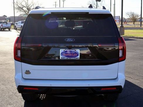 Used 2025 Ford Expedition Tremor image 16