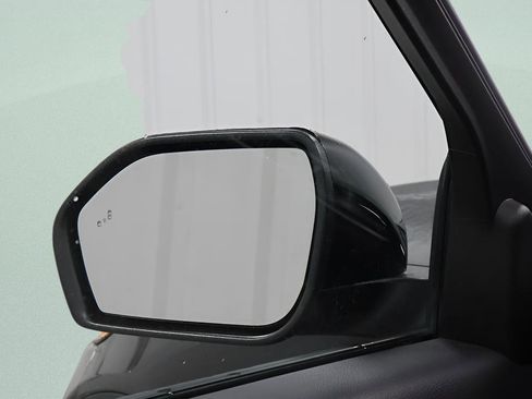 Used 2023 Ford Explorer XLT w/ Equipment Group 202A image 24