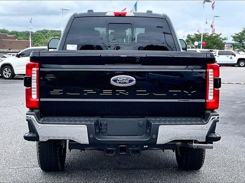New 2026 Ford F250 Lariat w/ Chrome Package AWD/4WD image 4