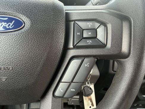 Used 2015 Ford F150 XL w/ Equipment Group 101A Mid AWD/4WD image 23