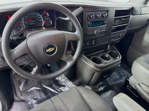 Used 2024 Chevrolet Express 2500 w/ Driver Convenience Package image 9