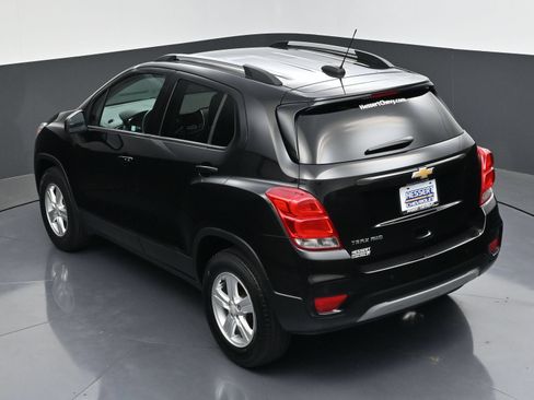 Used 2021 Chevrolet Trax LT w/ Driver Confidence Package AWD/4WD image 42