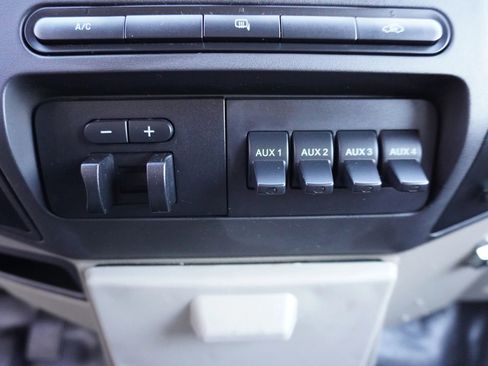 Used 2010 Ford F350 XL image 18