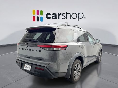 Used 2022 Nissan Pathfinder SV w/ SV Black Package AWD/4WD image 5