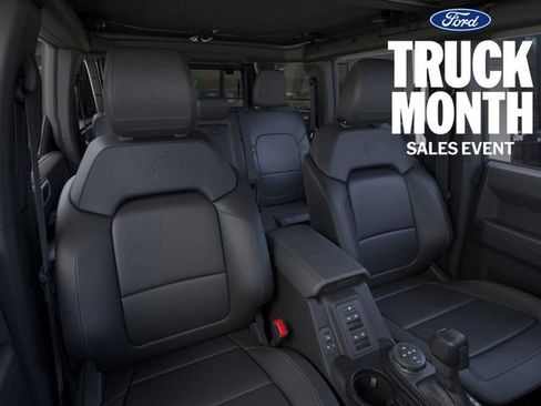 New 2025 Ford Bronco Badlands image 10