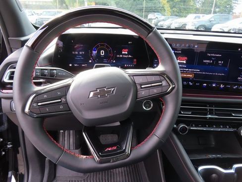 Certified 2024 Chevrolet Traverse RS w/ LPO, Floor Liner Package image 16